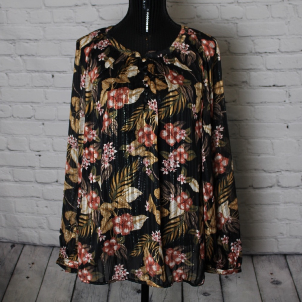 NWT Floral Bell Sleeve Blouse